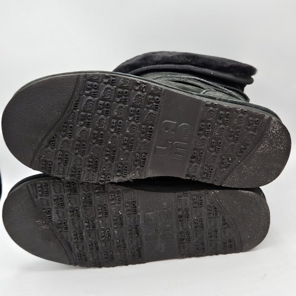 Lamo faux fur lined leather boots size 9 - Picture 5 of 15